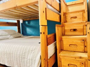 3 chambres, fer et planche Ă repasser, Wi-Fi, literie fournie