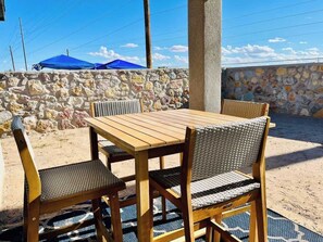 Outdoor dining - Rustic SouthWest Retreat | 4BR| Desert Charm (Las Cruces)