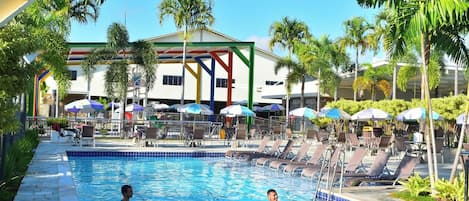 7 piscinas al aire libre