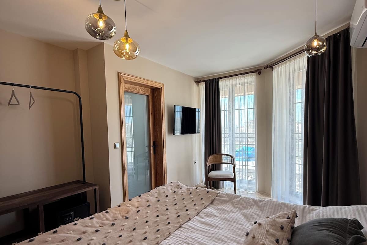 Deluxe Room, Garden View