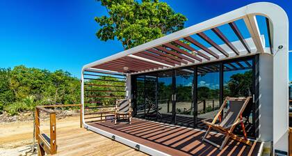 Cozy Secret Beach Getaway w/ Pool - Iguana Casita