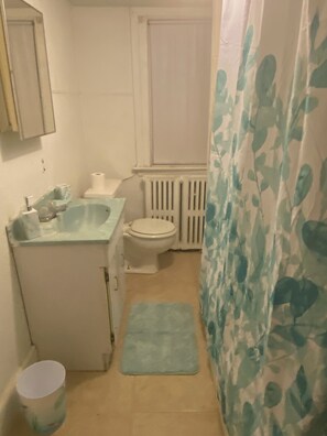 Handtücher, Toilettenpapier