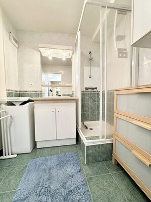 Bathroom - Bel appartement face à la mer – Terrasse et jardin (Larmor-Plage)