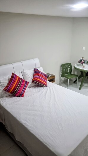Room - Cabo Branco apartment in João Pessoa, 180 meters from the beach. (JOAO PESSOA)