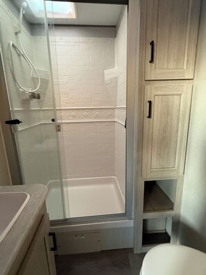 Bathroom - Cozy 1-bedroom recreational vehicle in Flint, TX with AC (Flint)