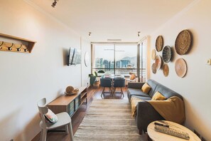 TV, offices - HOM | EscuelaMilitar | AA | Las Condes | 2D2B 4PAX (Las Condes)