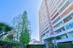 Exterior - HOM | Mall AltoLasCondes | Parking | AA | Terraza (Las Condes)