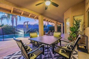 Outdoor dining - Great Location, Heated Pool, Billiard Room & More (Scottsdale)