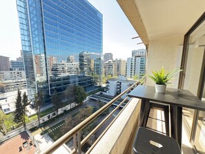 Property grounds - HOM | Metro Alcántara | Parking | Calefacción-WiFi (Las Condes)