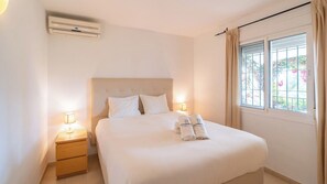 Iron/ironing board, travel cot, WiFi - Quinto Pino Frigiliana by Ruralidays (Málaga)