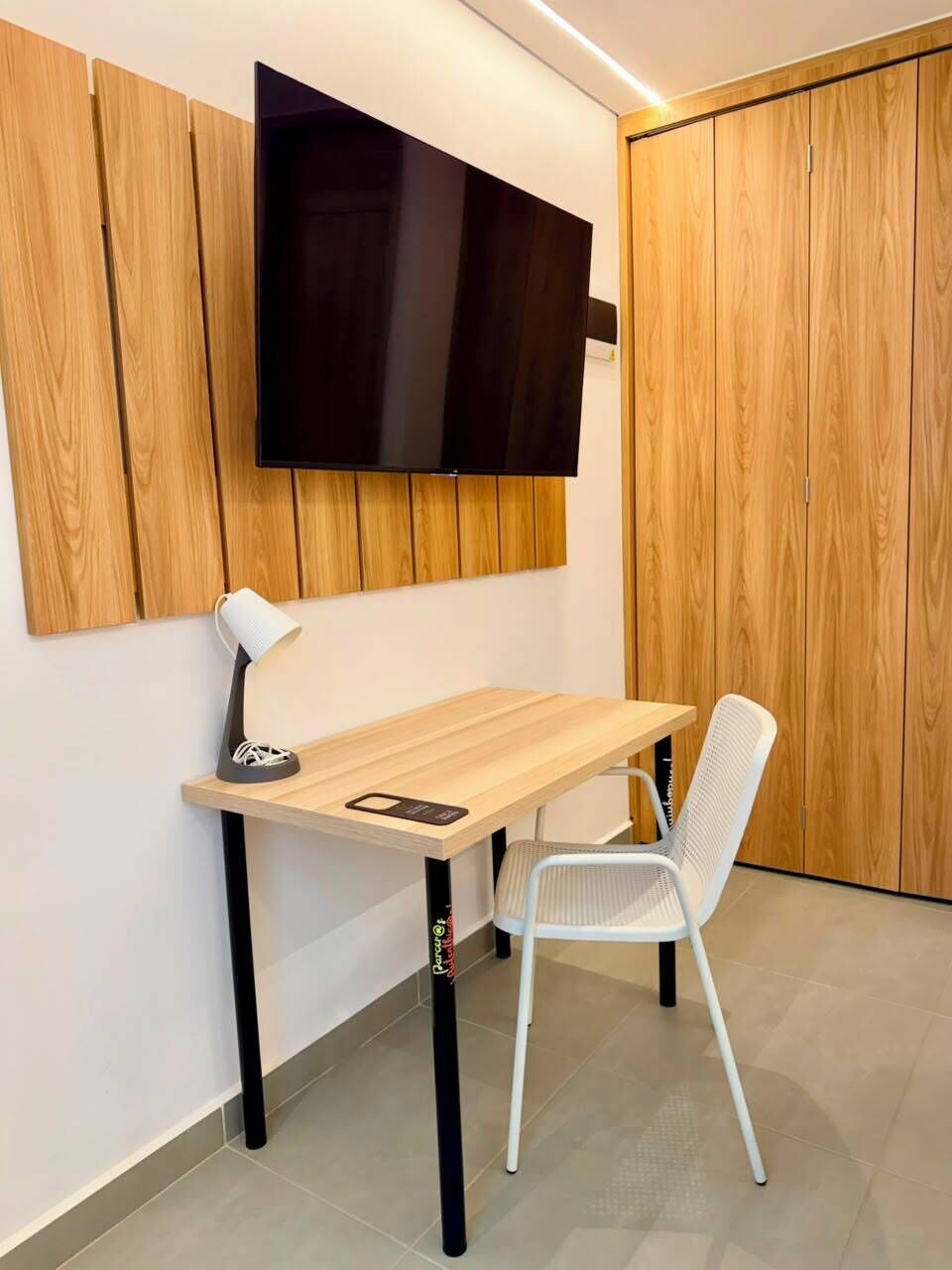 Habitación doble estándar | Escritorio, espacio para trabajar con laptop y wifi gratis 