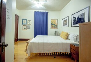 1 habitación y ropa de cama 