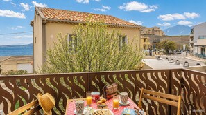 Outdoor dining - Casa Turturella – Vue mer et citadelle au cœur de Calvi (Calvi)