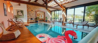 Casa Vamaë | Heated pool & cinema
