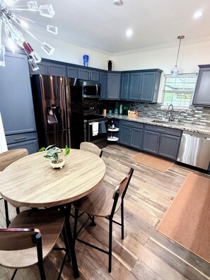 Private kitchen - Family-Friendly Home w/ Private-Parking | Near NRG (Houston)