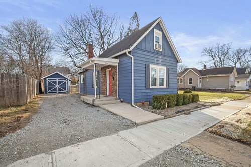 Cozy 2 BR Home in Historic Downtown Anderson