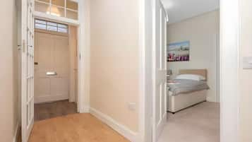 2 bedrooms, desk, iron/ironing board, travel crib