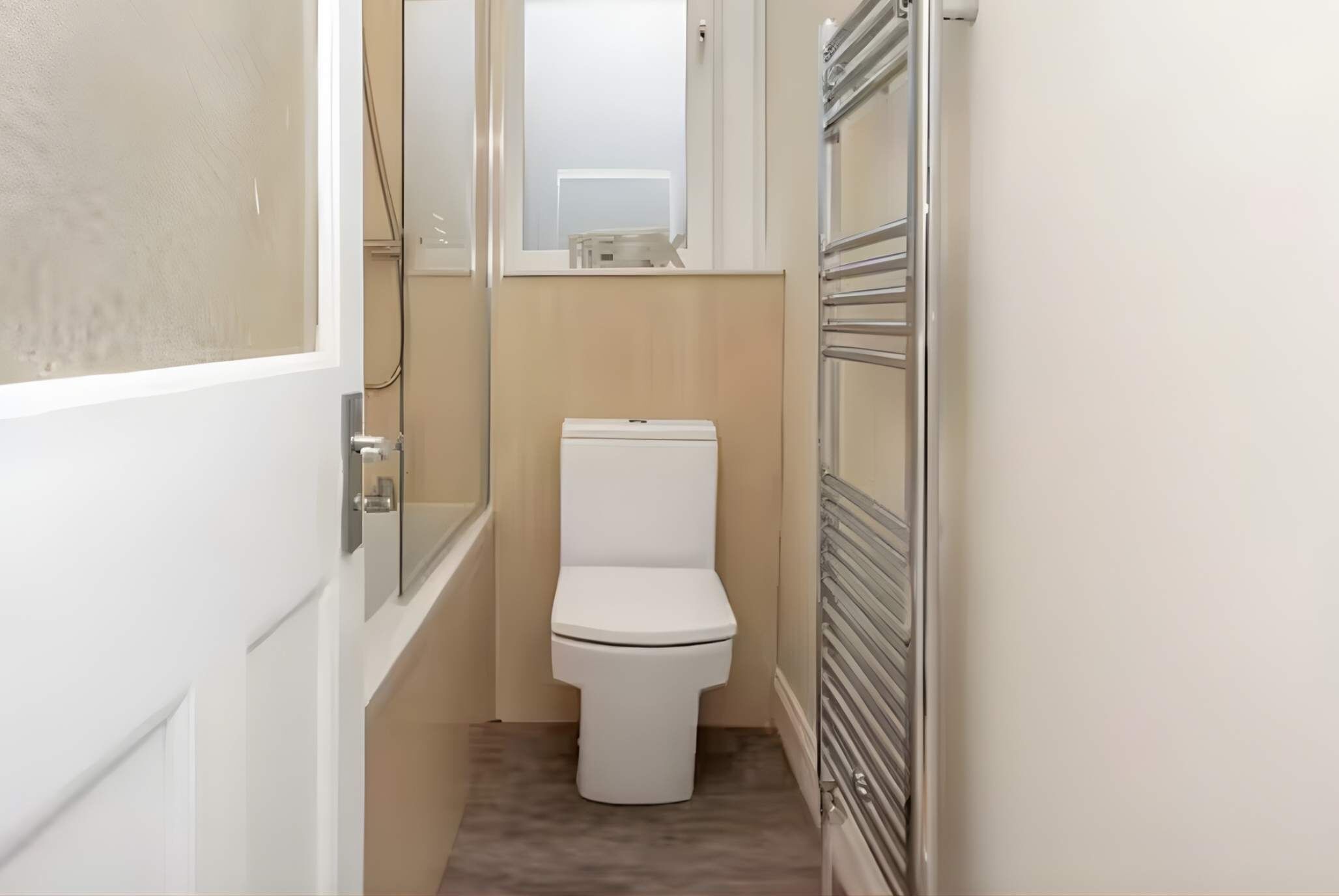 Shower, hair dryer, towels, shampoo