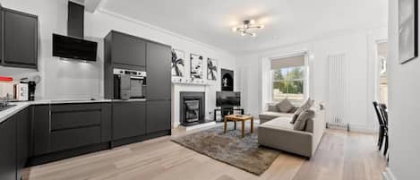 TV, fireplace, offices