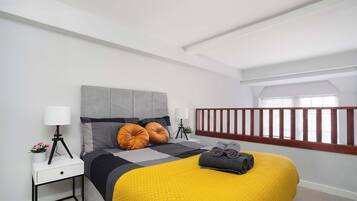 2 bedrooms, desk, iron/ironing board, travel cot
