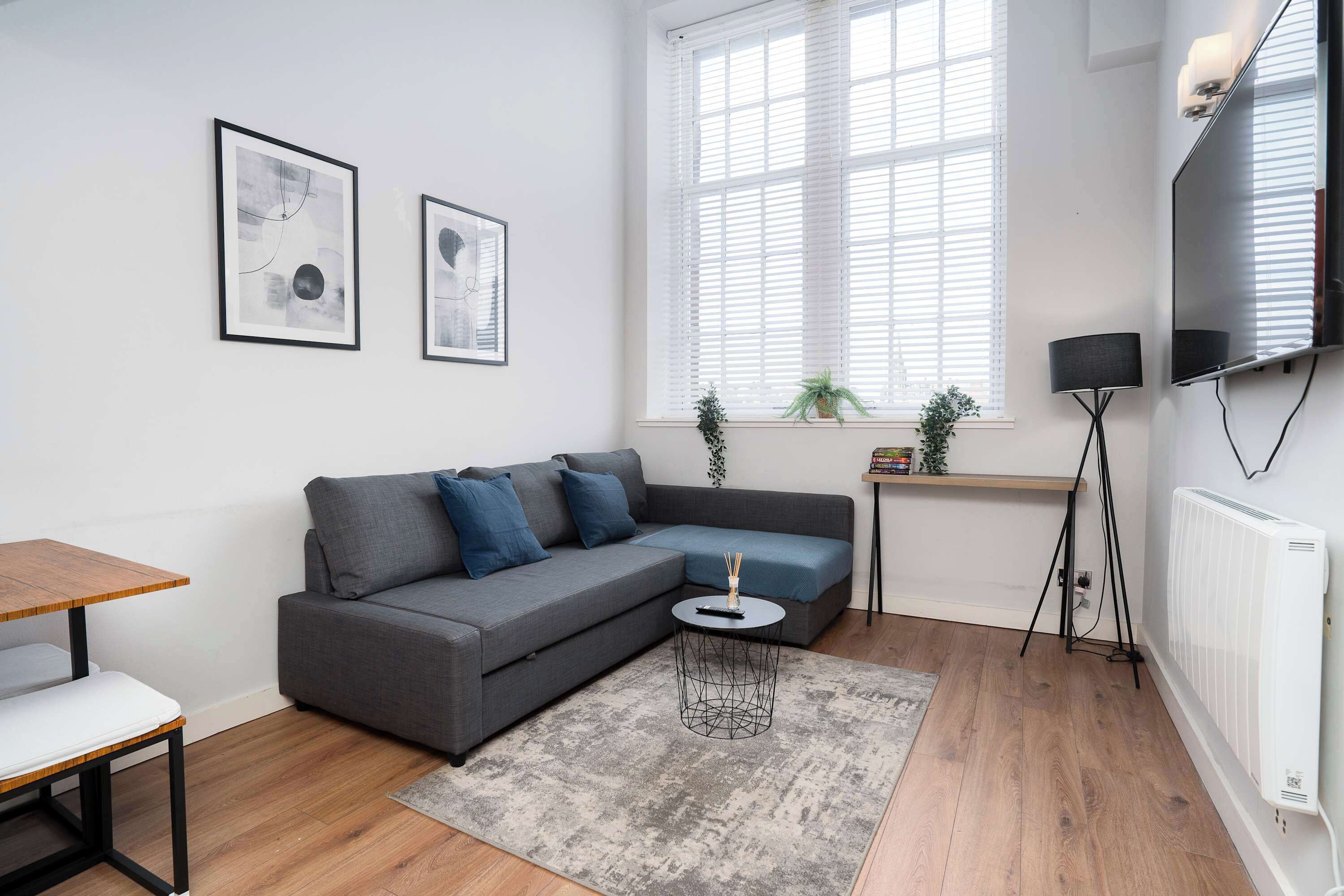 TV, offices