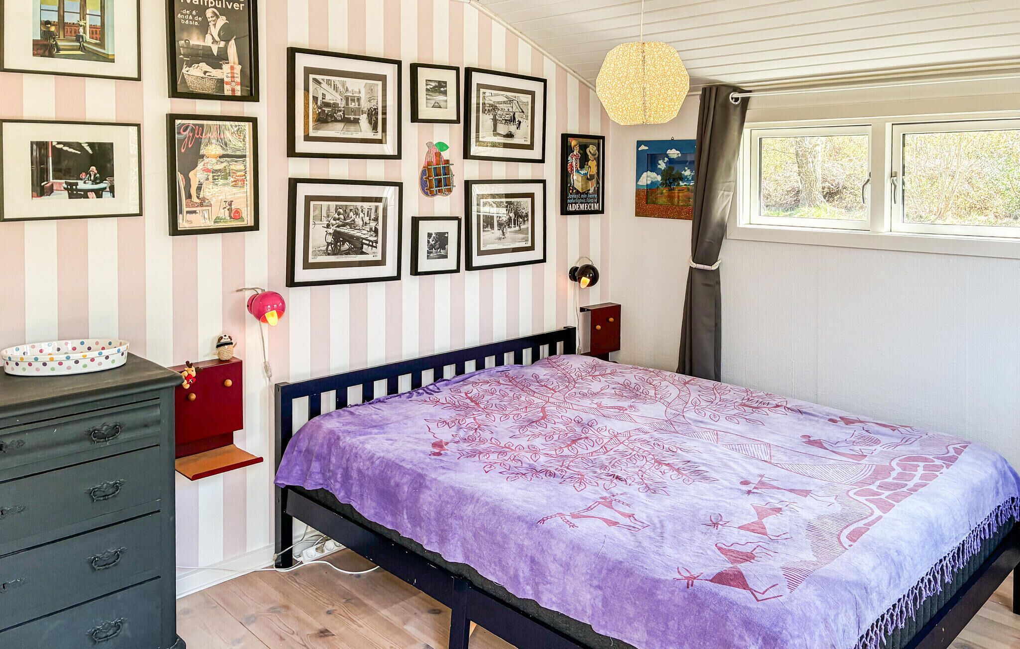 3 soverom, strykejern/-brett, reiseseng for barn og wi-fi (inkludert)