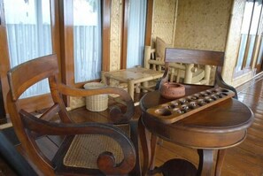 Bahagian dalam