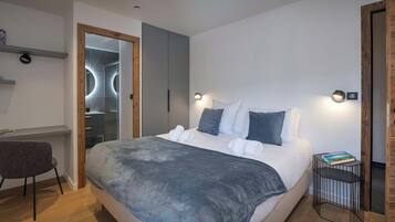 5 dormitorios, tabla de planchar con plancha, wifi y ropa de cama
