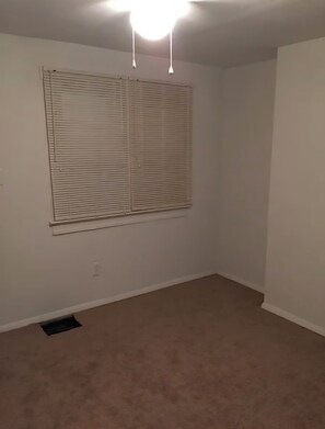 Interior - 2-bedroom apartment in beautiful Camden with AC and comfort (Camden)