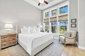 3 bedrooms, iron/ironing board, travel cot, free WiFi - Swaying Palms (Inlet Beach)
