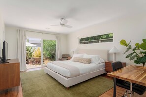 Desk, iron/ironing board, free WiFi, bed sheets - Family Beach House in Pacific Beach | Walk to Beach & Bay (San Diego)