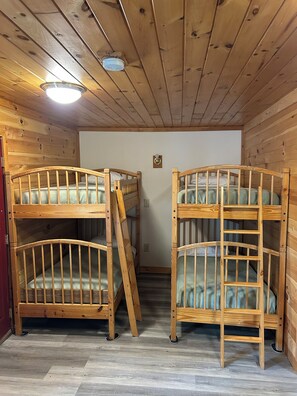 1 chambre, Wi-Fi gratuit, draps fournis