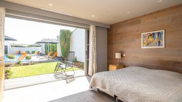 8 bedrooms, WiFi (free)