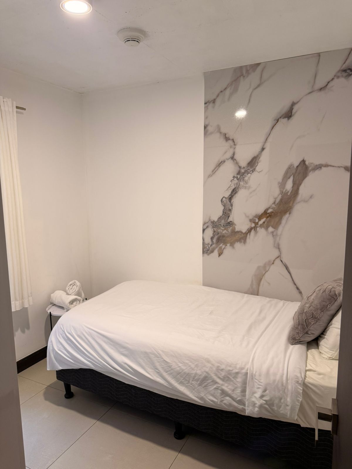 4 chambres, fer et planche à repasser, Wi-Fi, literie fournie