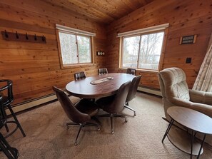 Dining - Discover Taylor Creek Lodge on Lake Namakagon (Cable)