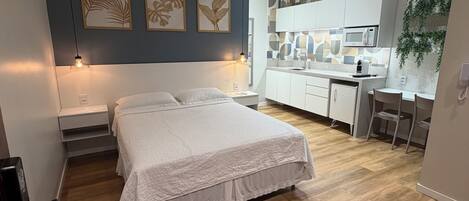 1 chambre, fer et planche Ă repasser, Wi-Fi gratuit, draps fournis