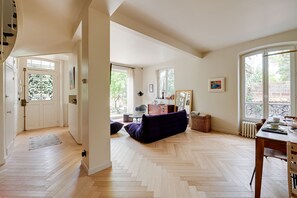 Living area - La Maison Raspail - Welkeys (Bois-Colombes)