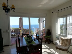 Interior - Vacation home, private pool heatable, sea view, Tossa de Mar, quiet, close to the beach, (Tossa de Mar)
