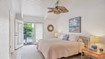 3 bedrooms, desk, iron/ironing board, WiFi