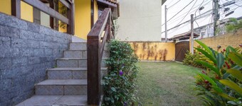 Cozy house in a gated community, 5 minutes from Recreio Beach, Rio de Janeiro.