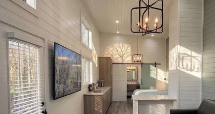 TH14 Peaceful Tiny Home - 15 mins from Sedona