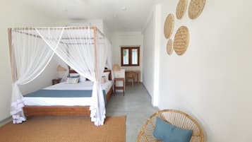 Double Room, Balcony, Garden View | In-room safe, free WiFi