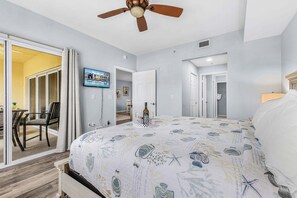 2 bedrooms, desk, free WiFi, bed sheets - Resort Pool, Beach Access & South End Island Escape Awaits - Bella Lago - Roelens (Fort Myers Beach)