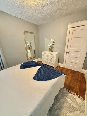 3 bedrooms, WiFi, bed sheets