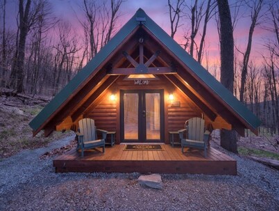 Peak Forest Cabin in the Woods