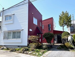 Exterior - Tsubaki House (Hakodate)