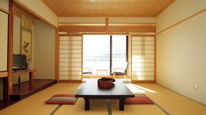 Interior - Shofuso (Miyazu)
