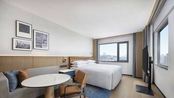 Quarto, 1 cama King, vista para a cidade