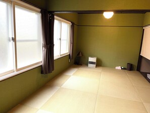 Interior - Garando (Hakodate)