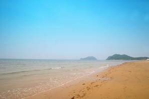 Beach - Hanaanzu Yatarou (Fukutsu)